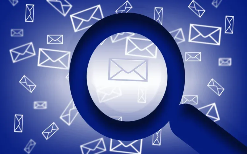 Intelligent Document Handling with Email Integration Intelligent Document Handling with Email Integration